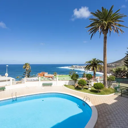 Home2book Bright Sea Views & Pool *