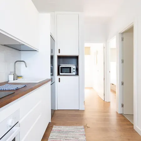 Home2book Bright Sea Views & Pool バハマル