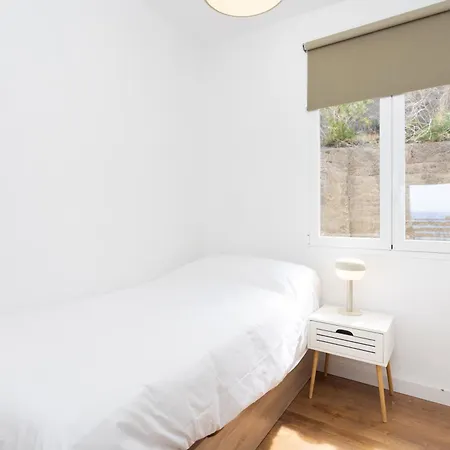 アパート Home2book Bright Sea Views & Pool