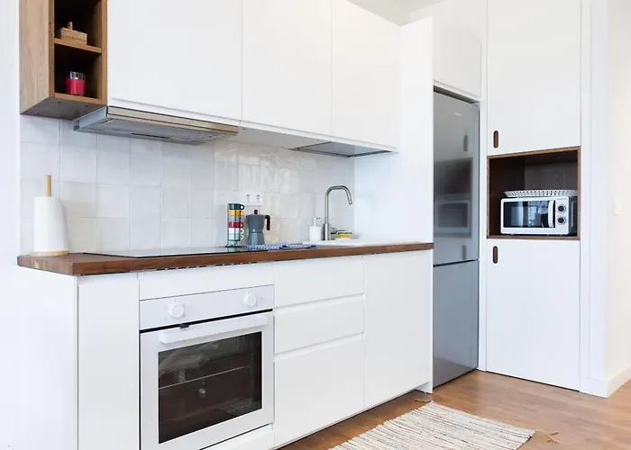 Home2book Bright Sea Views & Pool 公寓 巴哈马尔