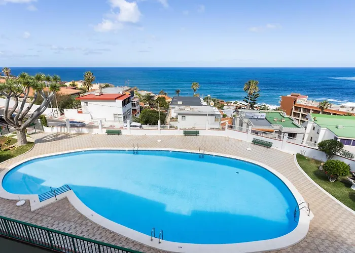 公寓 Home2book Bright Sea Views & Pool *